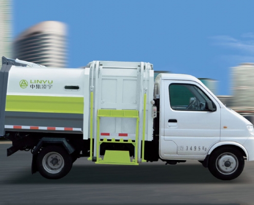 Self-loading Garbage Truck